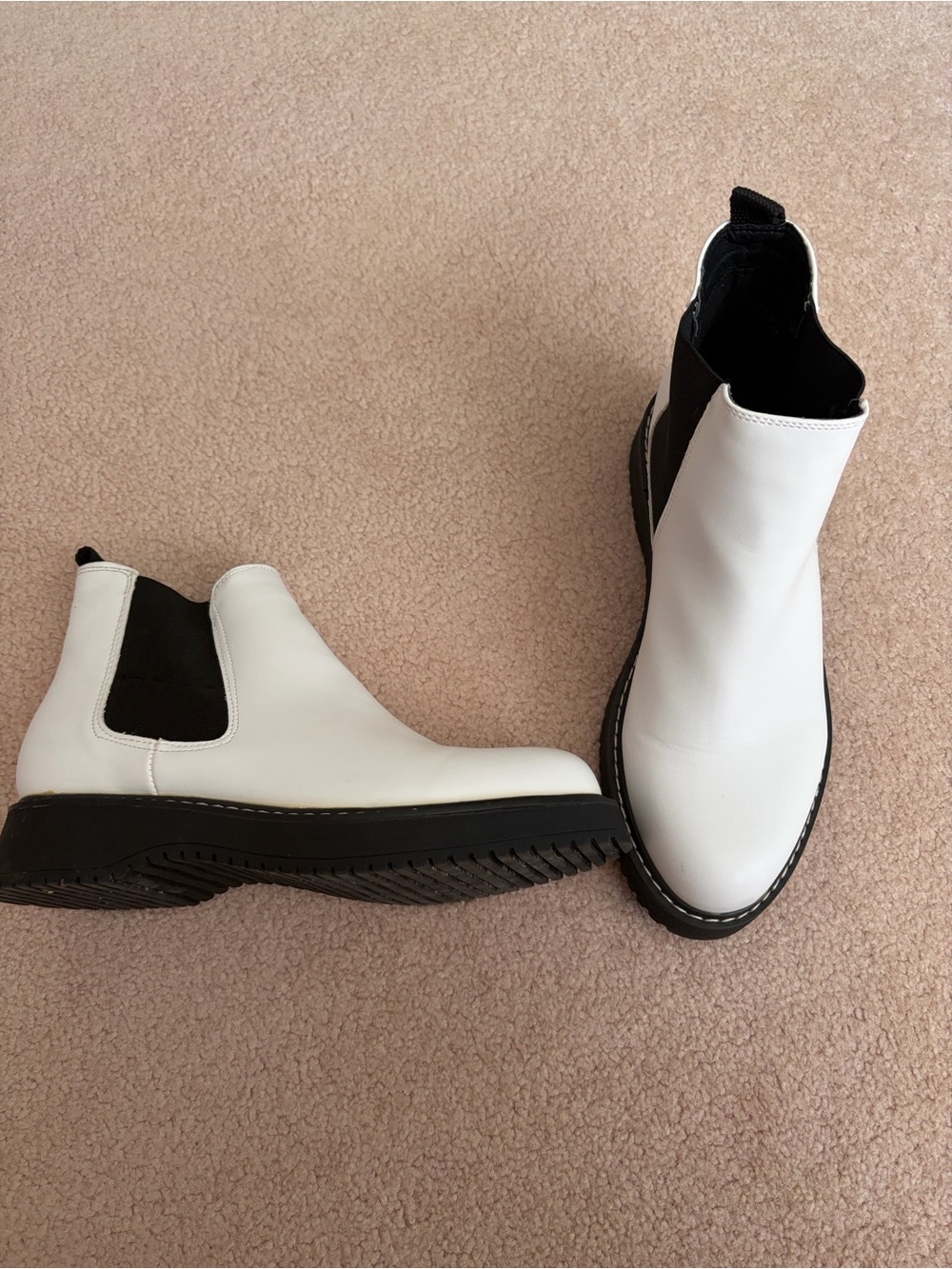 Steve Madden White Chelsea Boots with Black Panels
